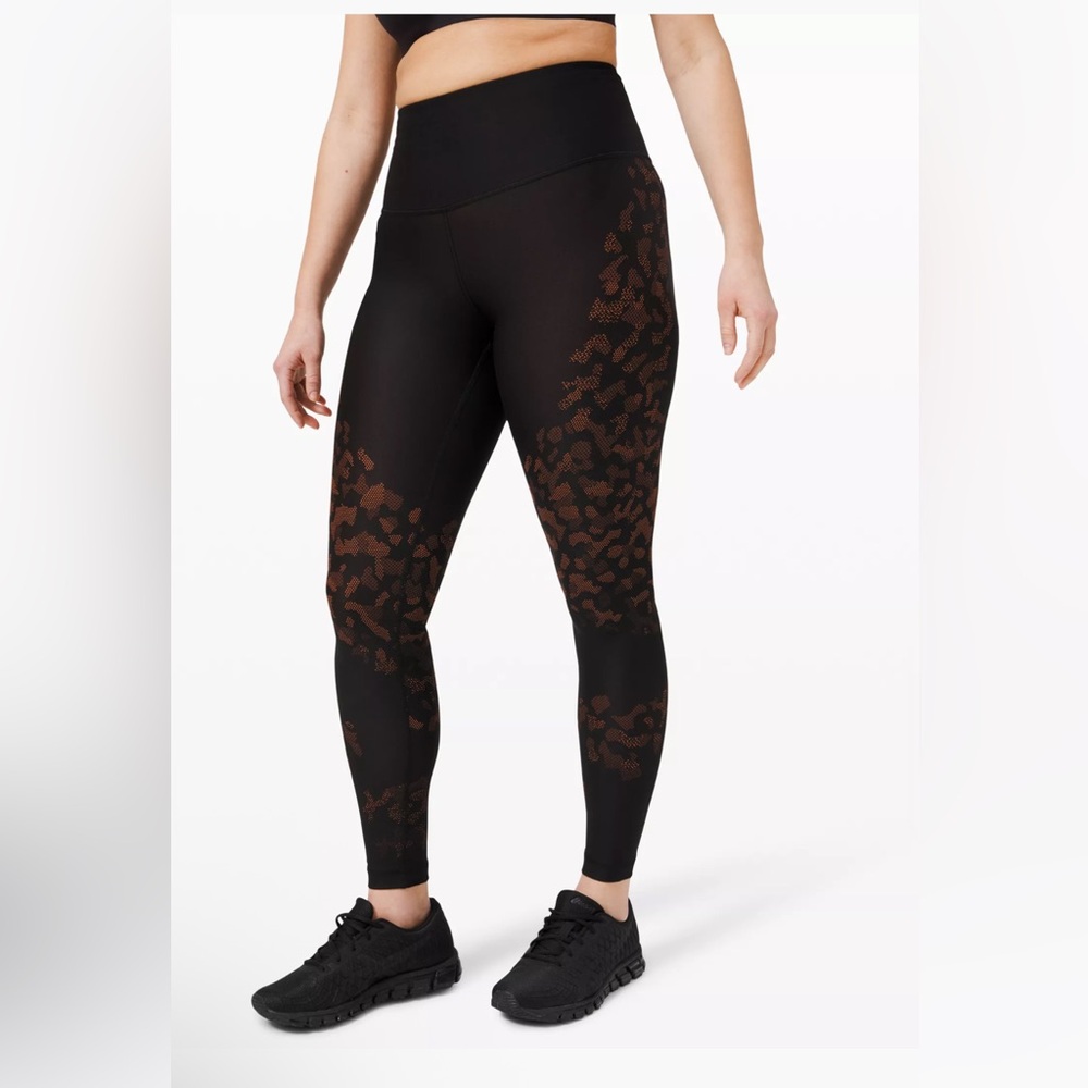 Lululemon Athletica Black and Brown Pattern Leggings - Size 6